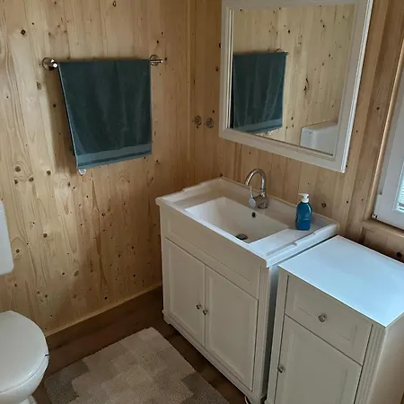 Gemuetliches Mobilheim In Auf Moenchgut Campsite